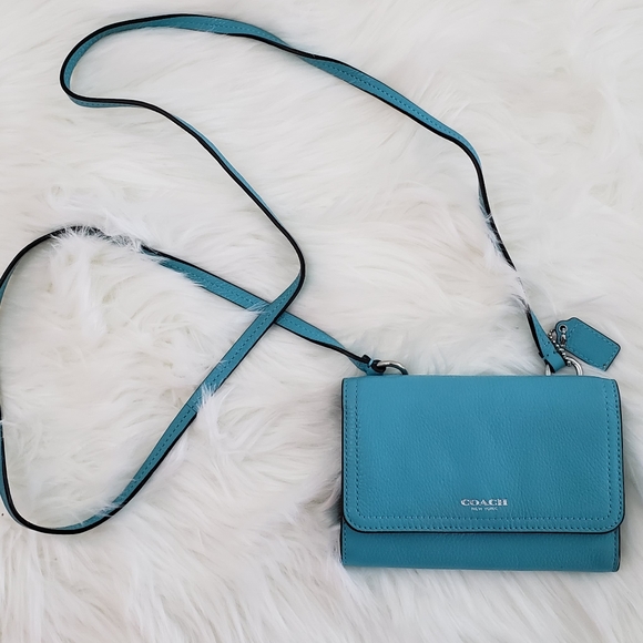 Coach Handbags - COACH Mini Purse